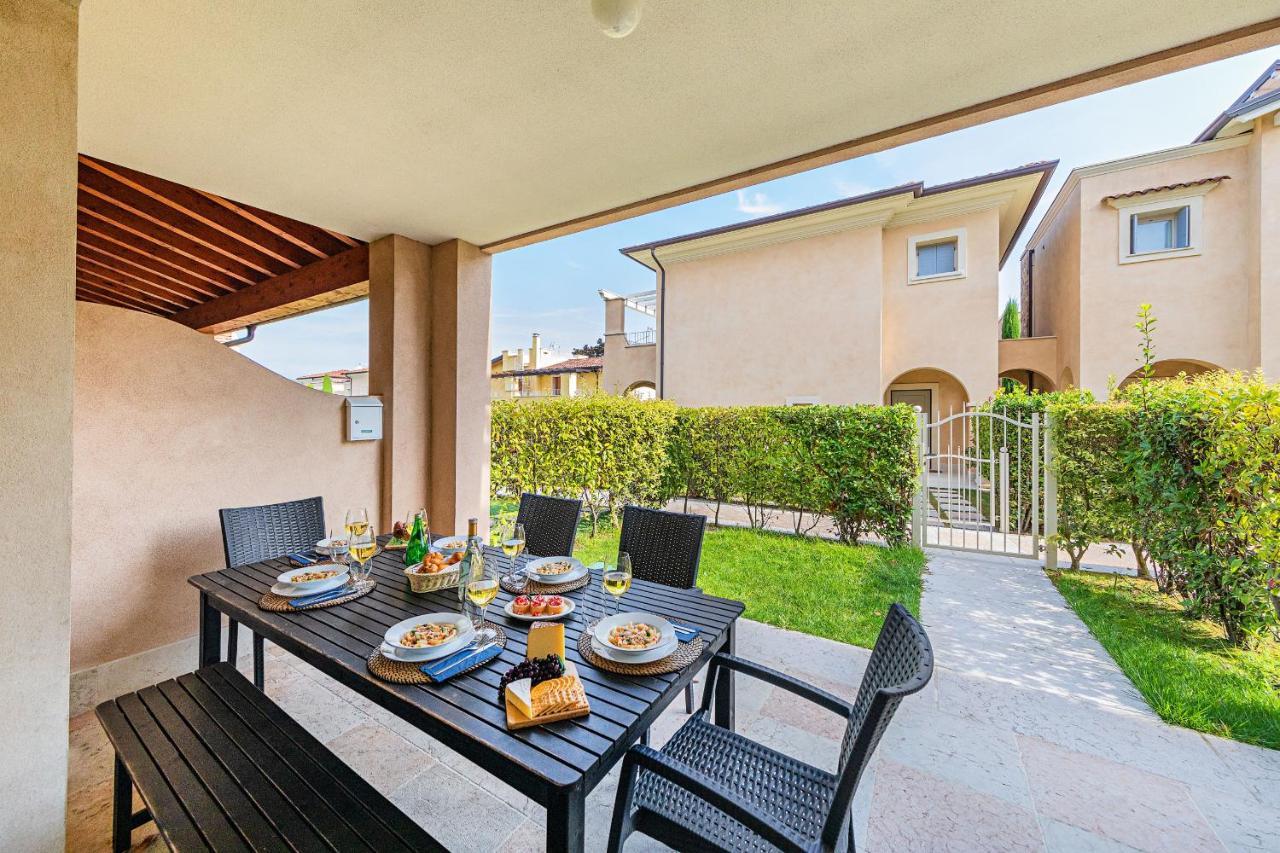 La Romantica Holiday Home By Wonderful Italy Manerba del Garda Dış mekan fotoğraf